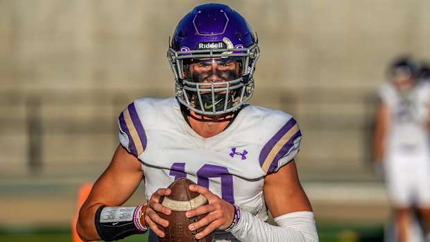 A season-ending injury to his junior season gave Jackson Askins "a chip on my shoulder," to prove himself in 2023. 